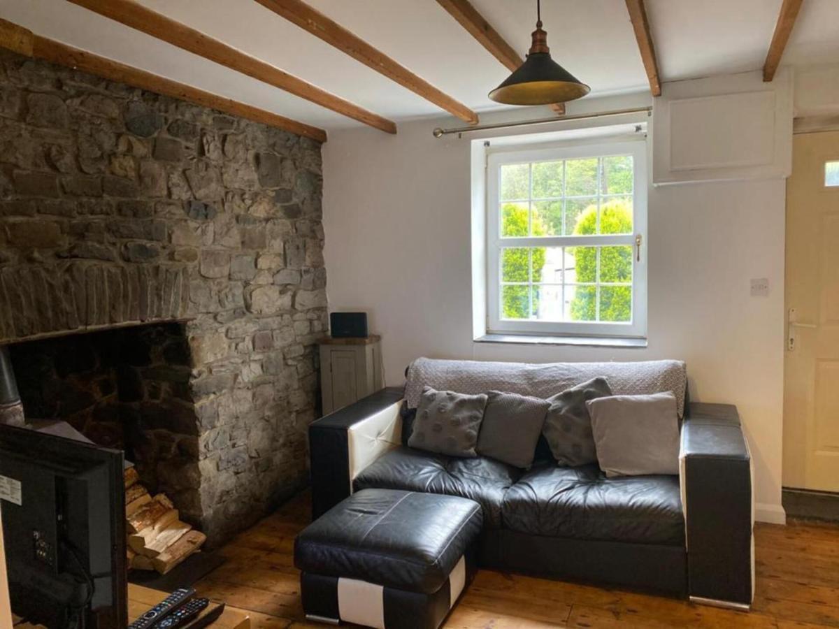 2-Bed Cottage In In Welsh Valley Nr Swansea Luaran gambar